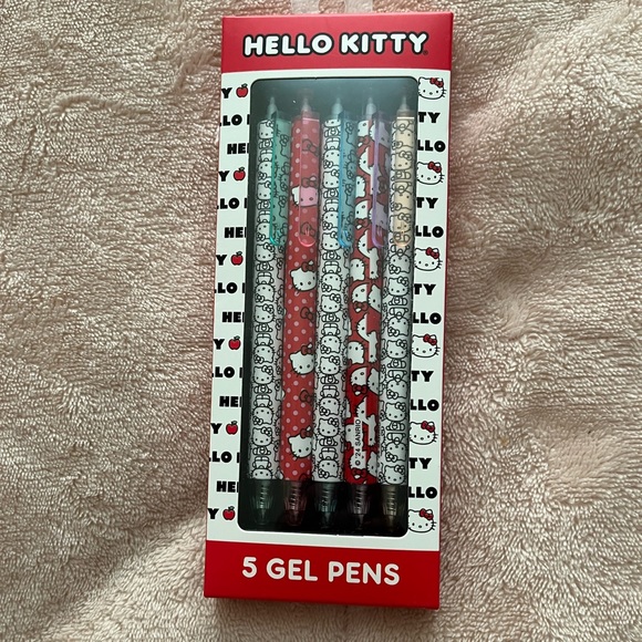 Hello Kitty Pens - Picture 1 of 1